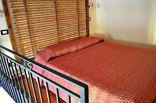 Kalamarina Rooms Palermo 2*,  Italy